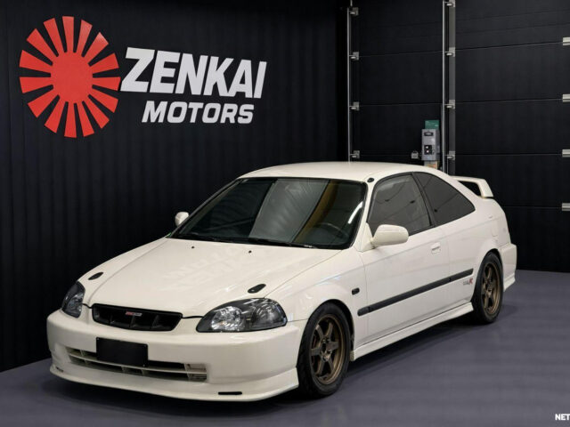 Honda  Coupe "Type-R" / +200HV / Mugen / Championship White / Vaihto / Rahoitus