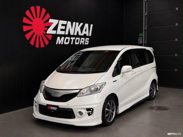 Honda  6 Paikkainen / Hybrid / Mugen / Korkotarjous alk 2.99%+kulut