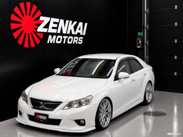 Toyota  250G / Alustasarja / 20" vanteet